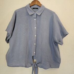 Tahari Woman Gauzy Chambray Top Size 2X Blue Button Down Waist Tie Relaxed Fit